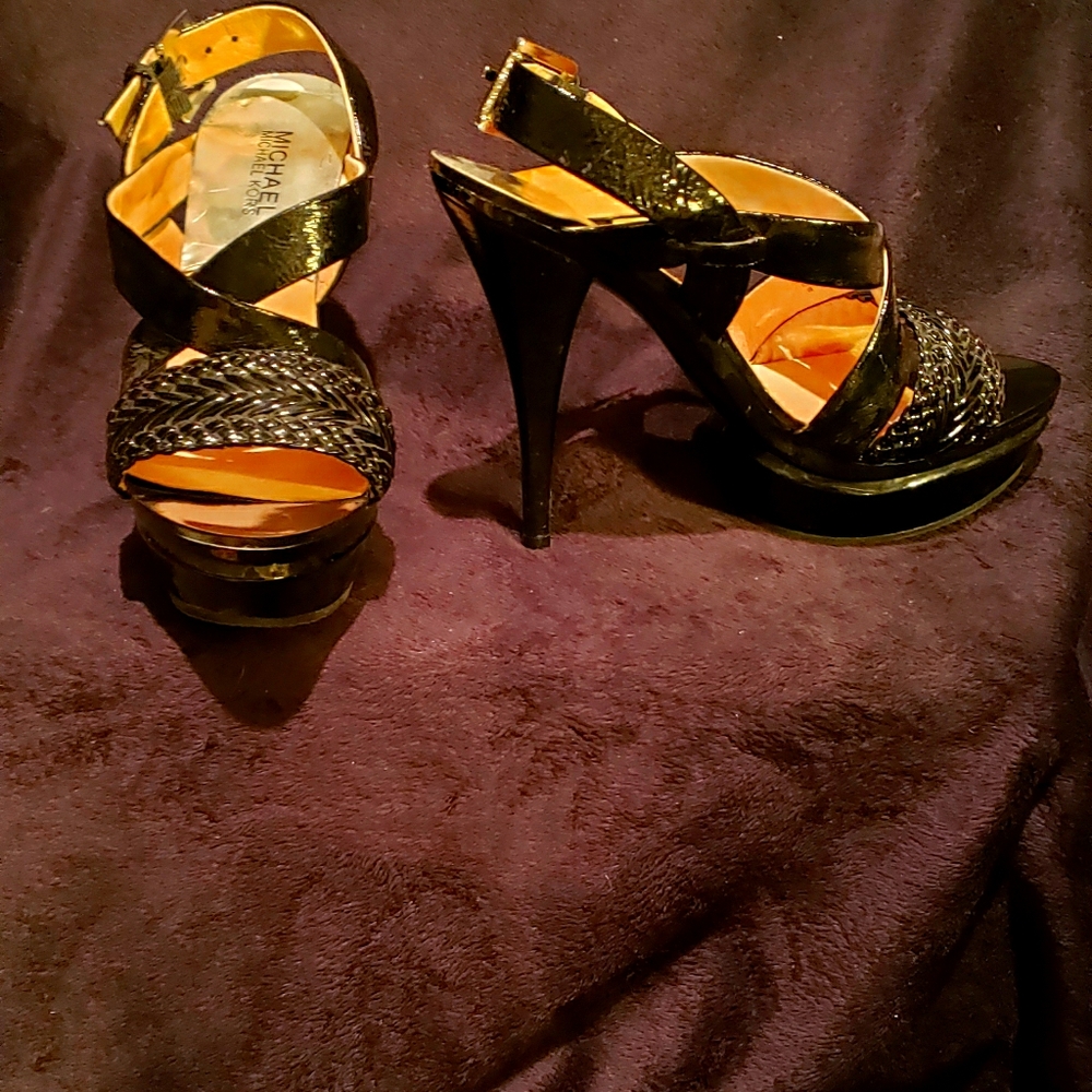 Michael Kors platform Sz 8